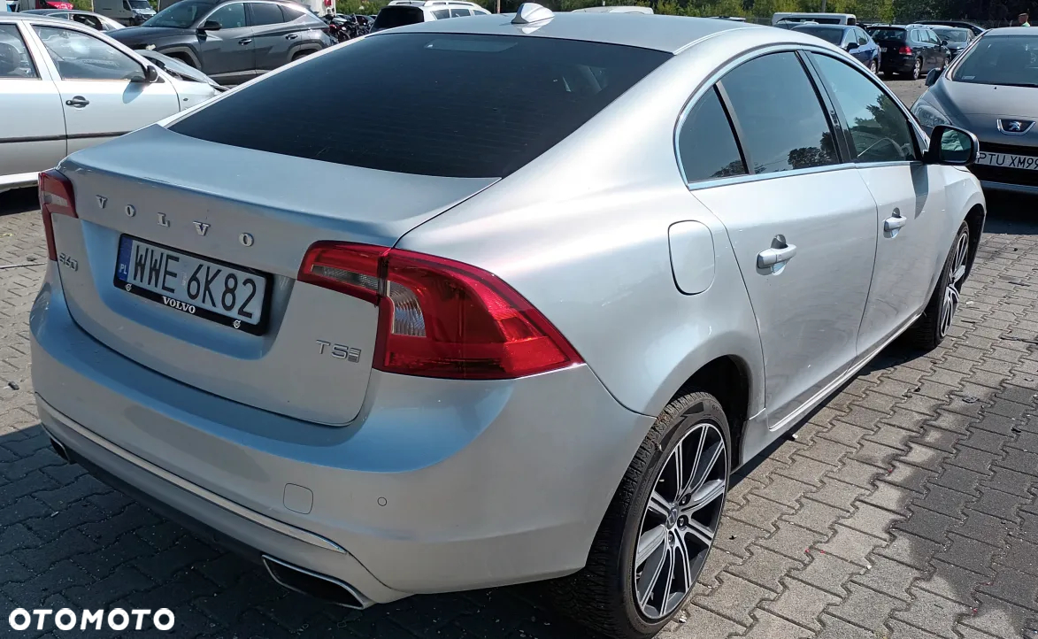 Volvo S60 - 7
