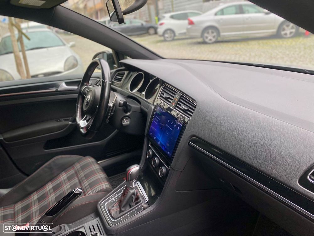 VW Golf 2.0 TSi GTi DSG - 16