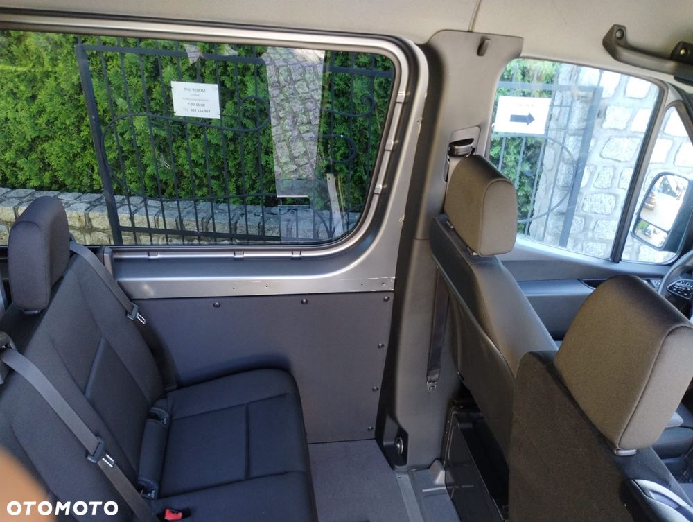 Mercedes-Benz Sprinter - 12