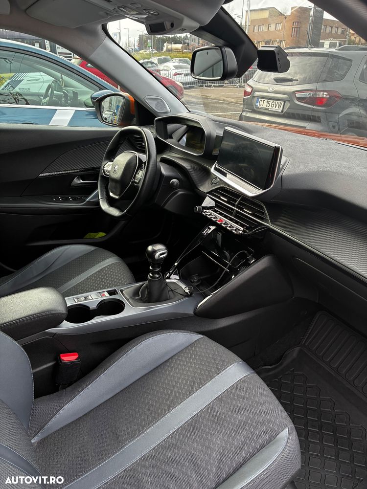 Peugeot 2008 1.5 BlueHDI FAP Allure - 4