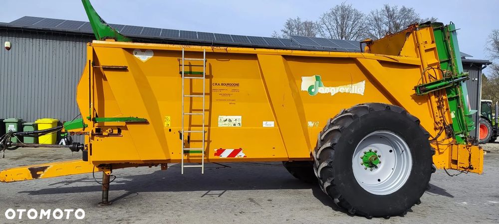 Inny DANGREVILLE  EV - 8