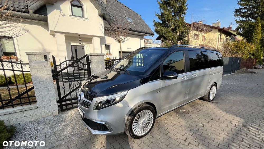 Mercedes-Benz Klasa V 300 d 4-Matic 9G-Tronic - 8