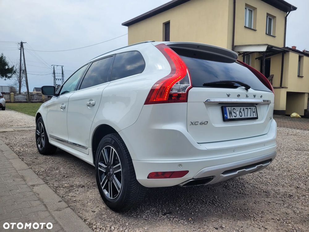 Volvo XC 60 T5 Geartronic Kinetic - 17