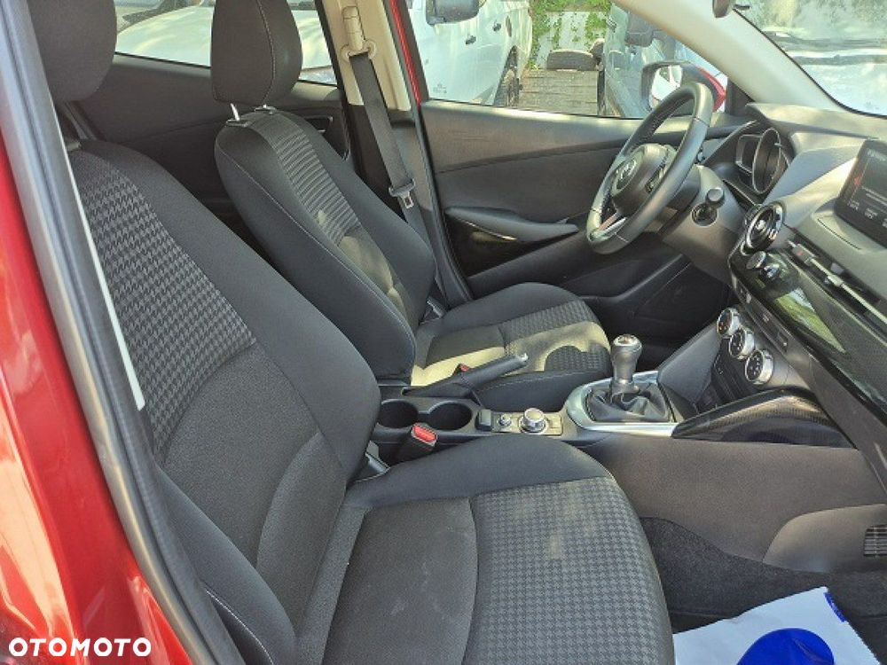 Mazda 2 - 15