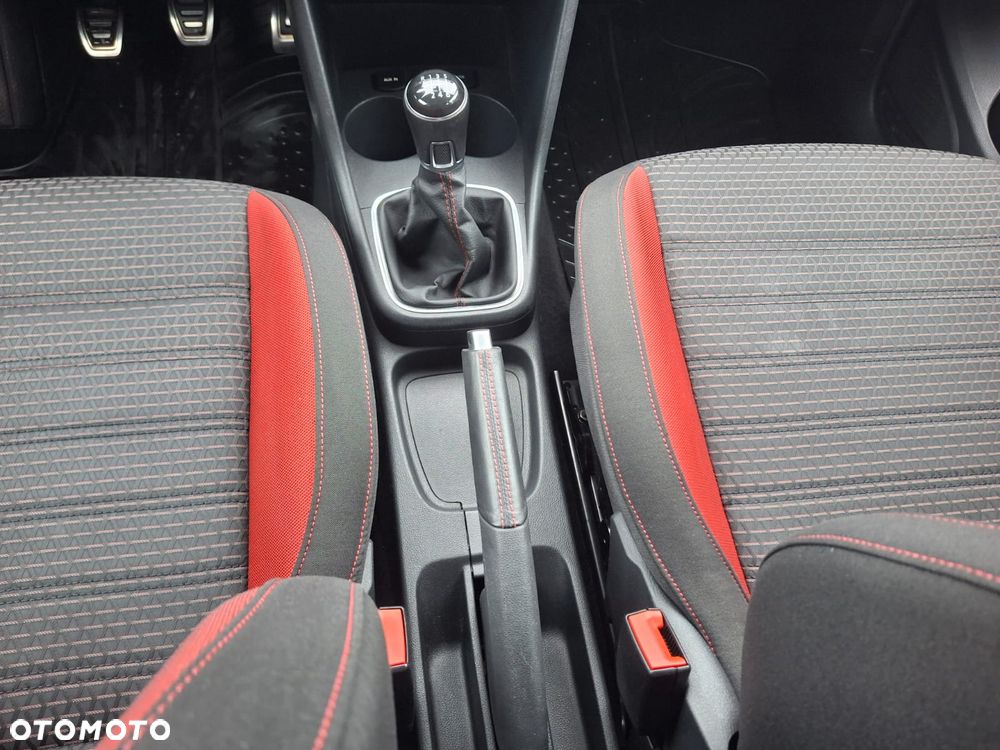 Volkswagen Polo 1.2 TSI (Blue Motion Technology) Cross - 17