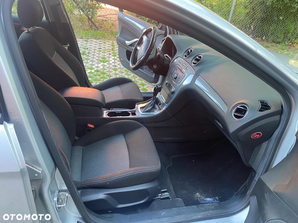 Ford Mondeo - 10