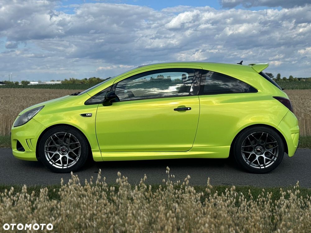 Opel Corsa 1.6T OPC - 7