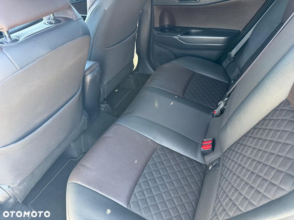 Toyota C-HR 1.2 Turbo Flow - 13