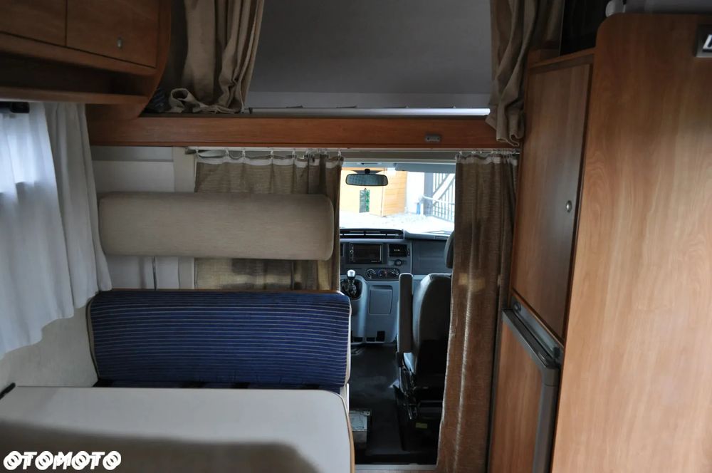 Ford Transit Autocaravan Rimor APF77S3, 2012, 6 os - 24