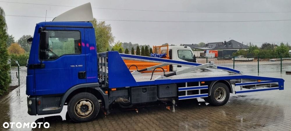 NAJAZDY - POMOC DROGOWA - AUTOLAWETA - PRODUCENT