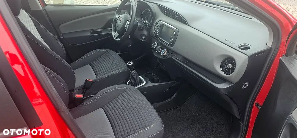 Toyota Yaris 1.5 Premium - 15