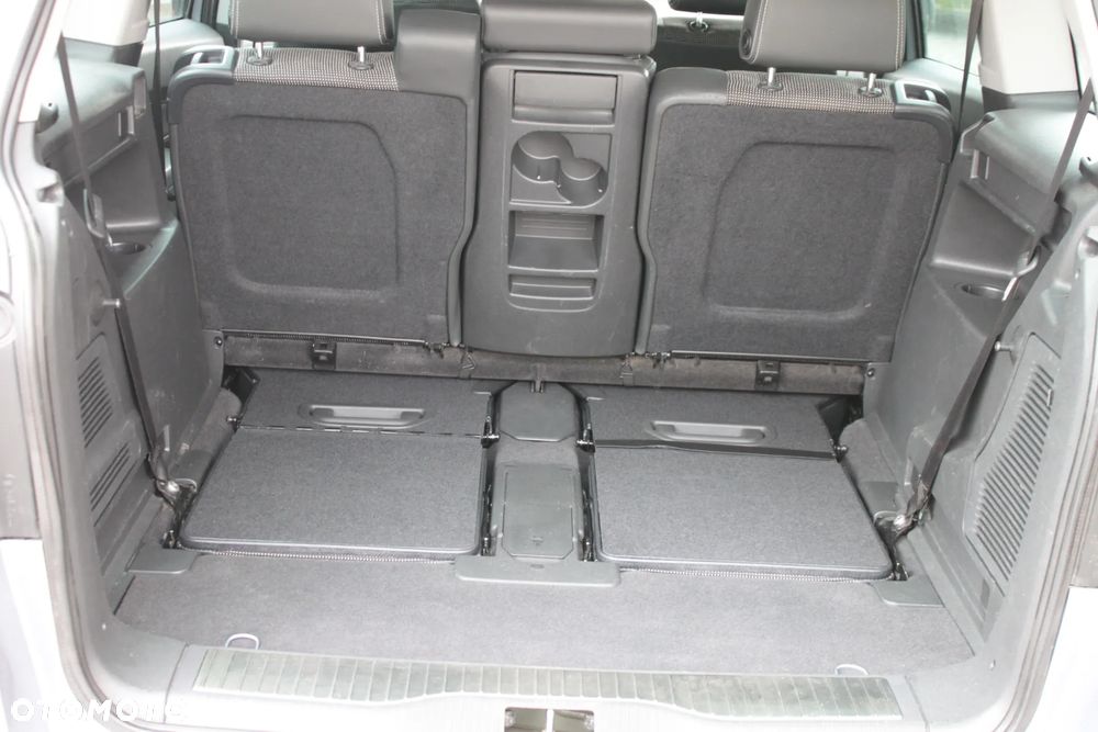 Opel Zafira - 12