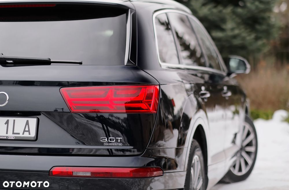 Audi Q7 3.0 TFSI Quattro Tiptronic - 8