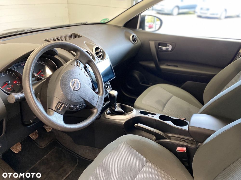 Nissan Qashqai 1.6 I-Way - 9