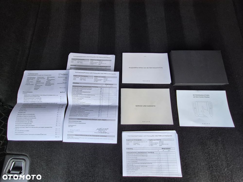 Volvo XC 60 B4 D AWD Geartronic Inscription - 37