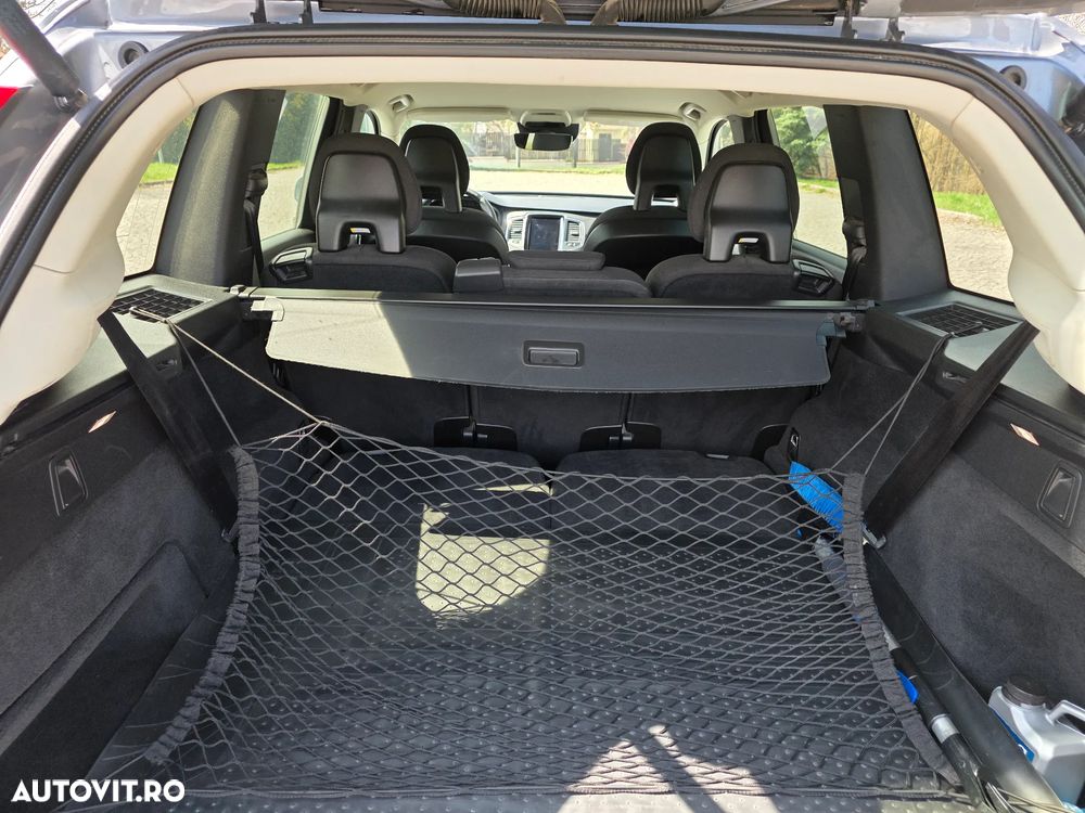 Volvo XC 90 D5 AWD Geartronic Kinetic - 6