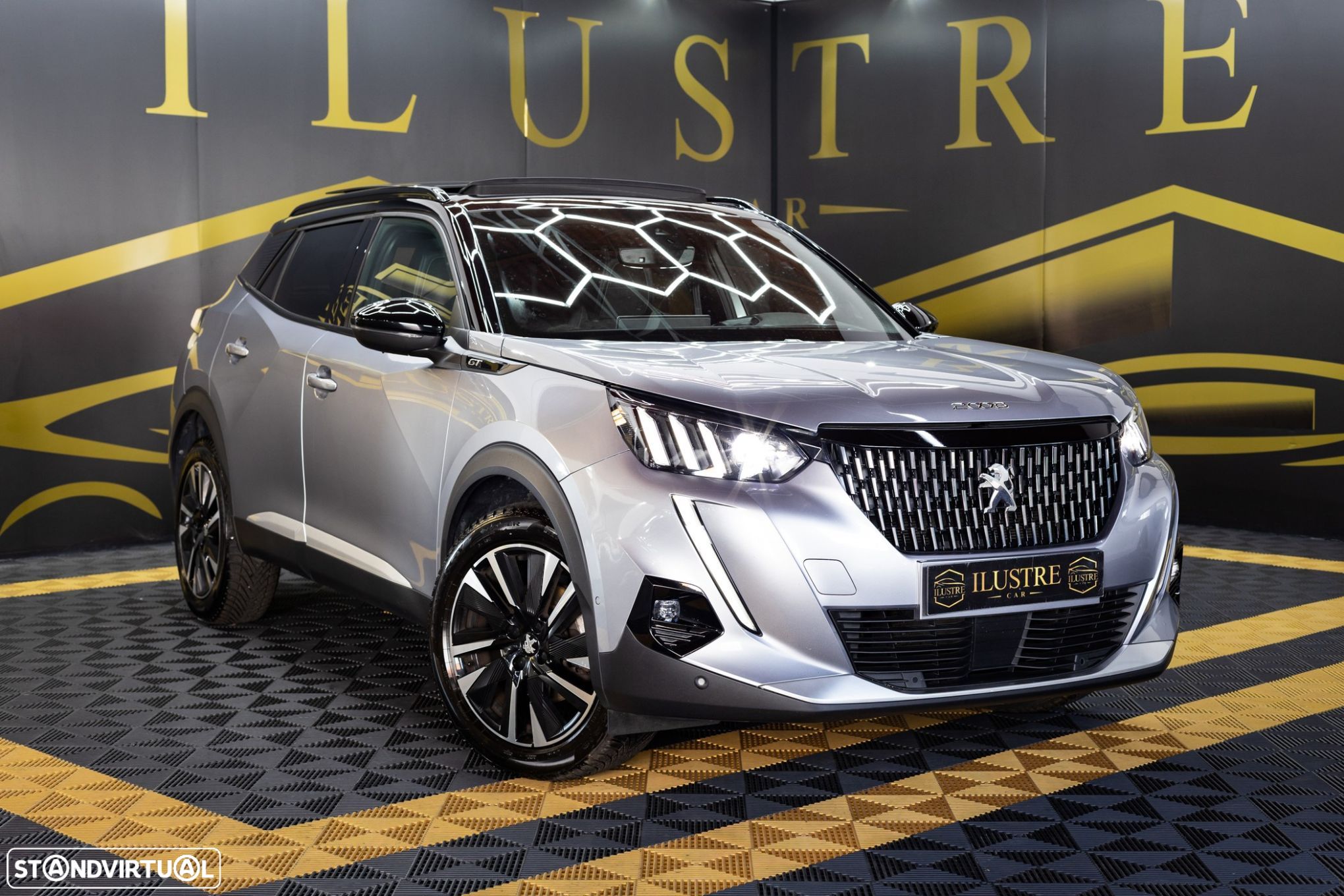 Peugeot 2008 BlueHDi 130 EAT8 GT Pack - 1