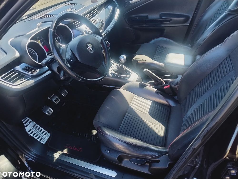 Alfa Romeo Giulietta 2.0 JTDM 16V Turismo - 9
