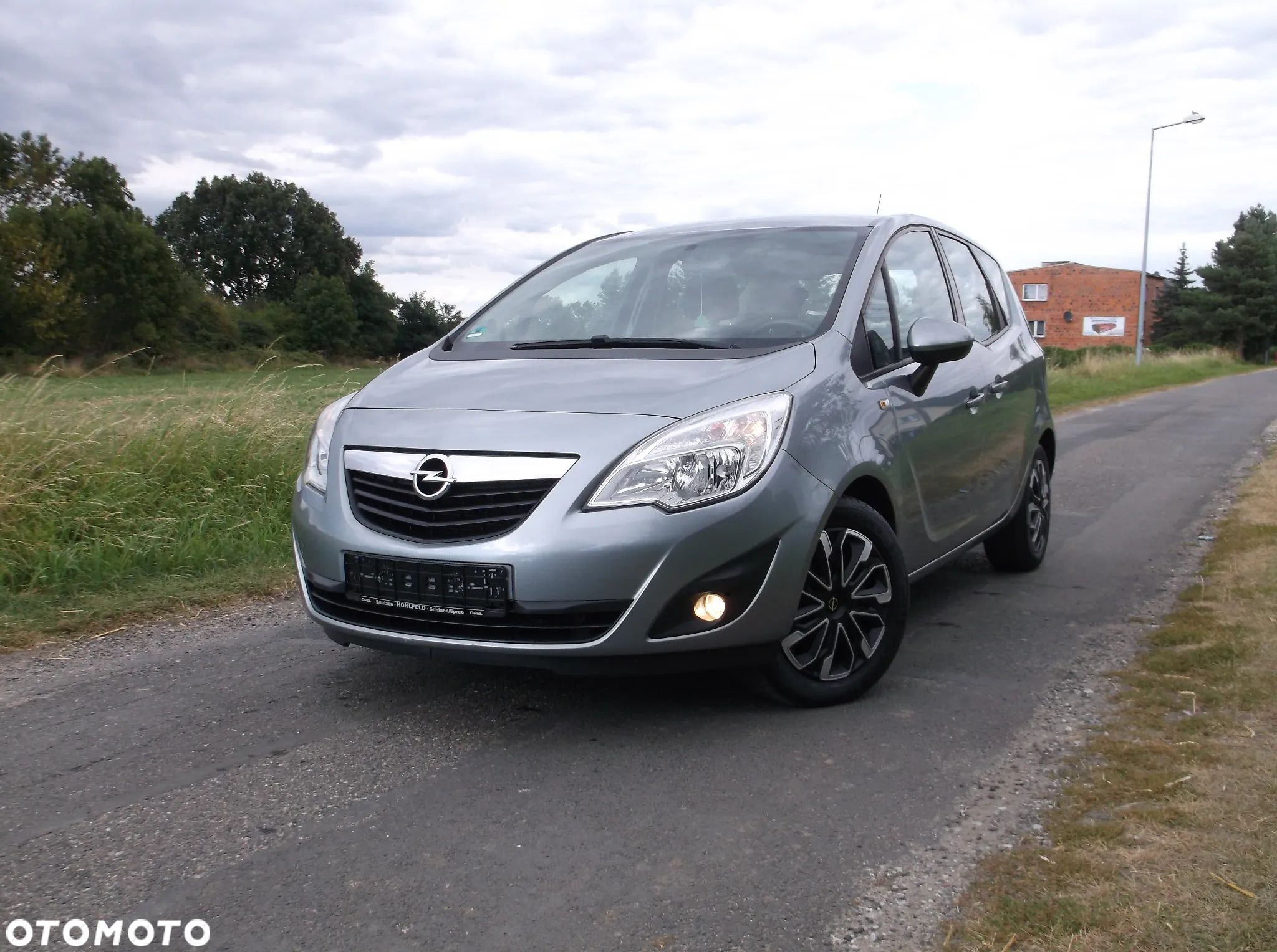 Opel Meriva 1.4 T Essentia S&S - 1