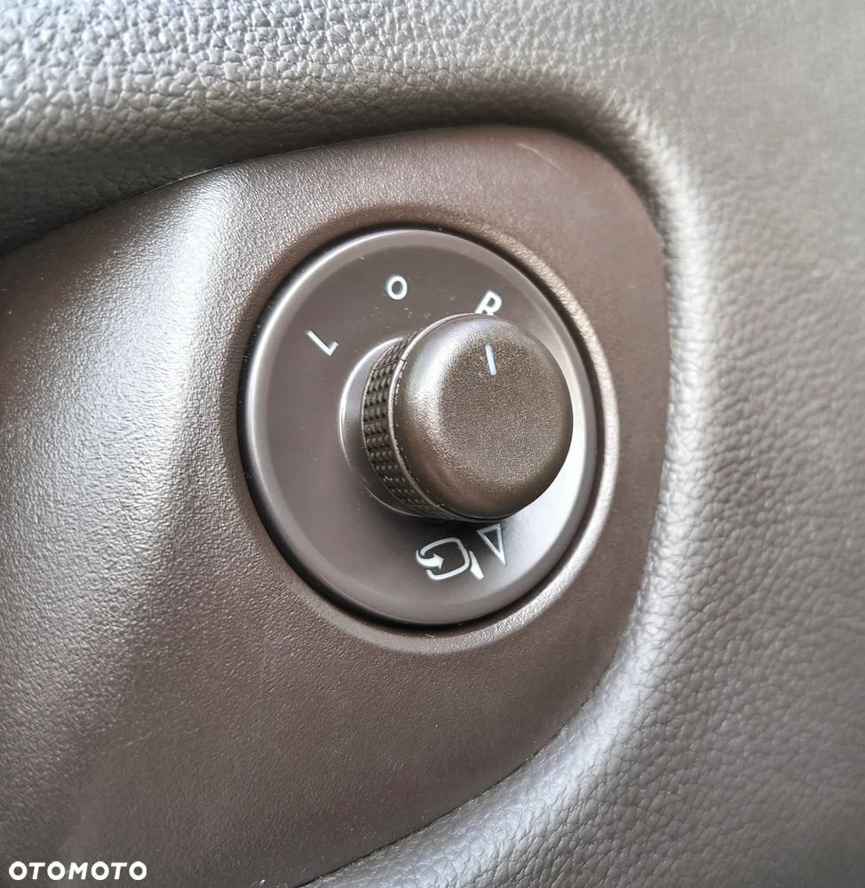 Opel Zafira - 32
