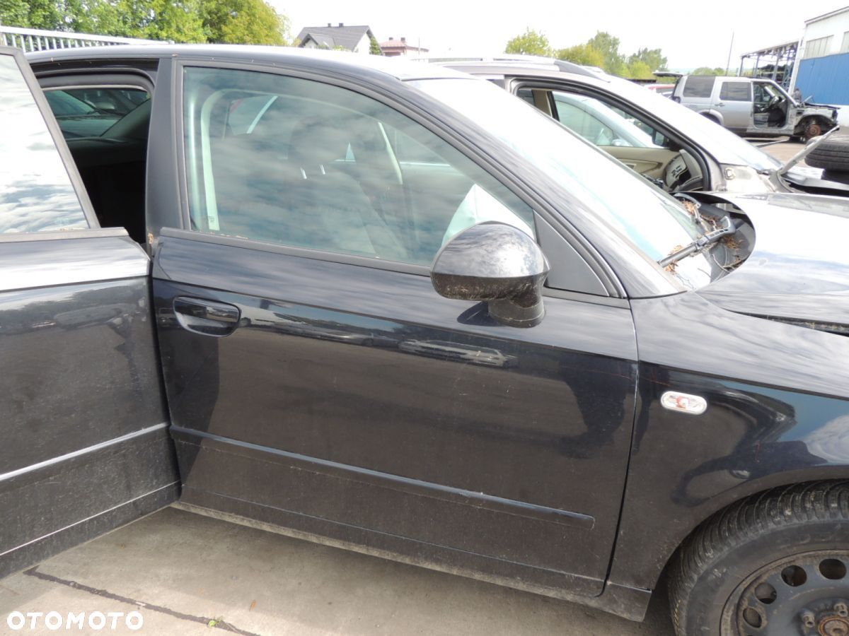 Szyba boczna drzwiowa Seat EXEO '09 - 1