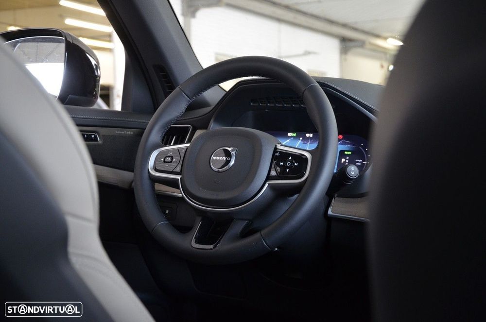 Volvo XC 90 2.0 T8 PHEV Plus Dark AWD - 22