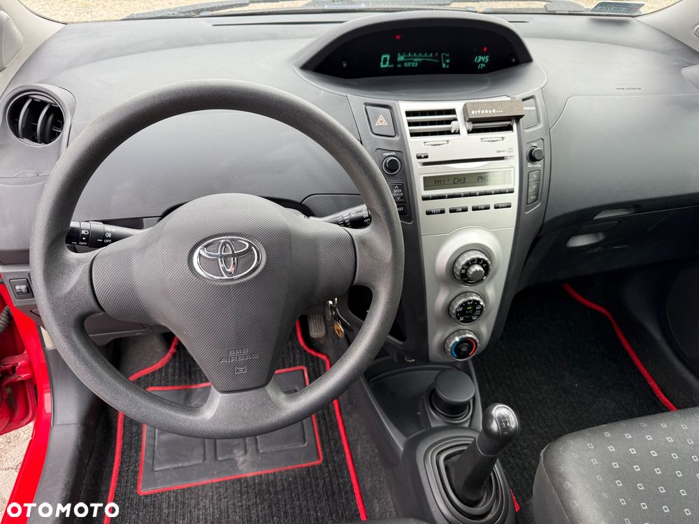 Toyota Yaris 1.3 Luna A/C - 15
