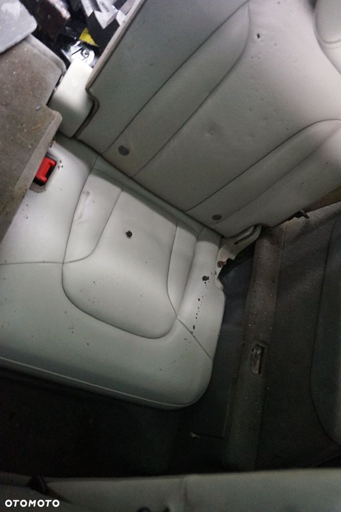 FOTELE III RZĄD Q7 4L LIFT SKÓRA JASNA AUDI 2009-2015 - 2