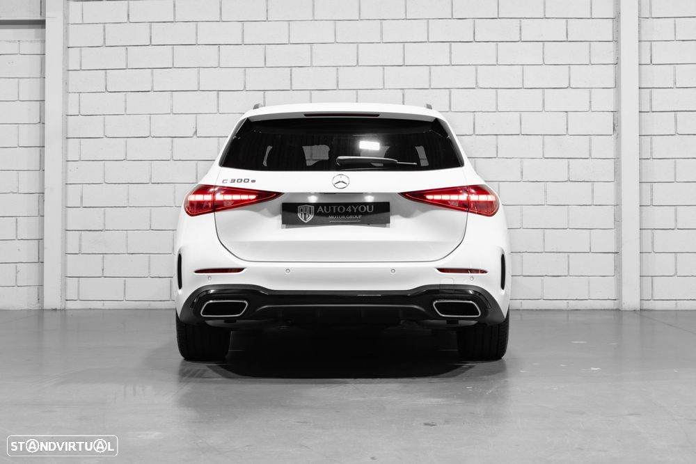 Mercedes-Benz C 300 e AMG Line - 46