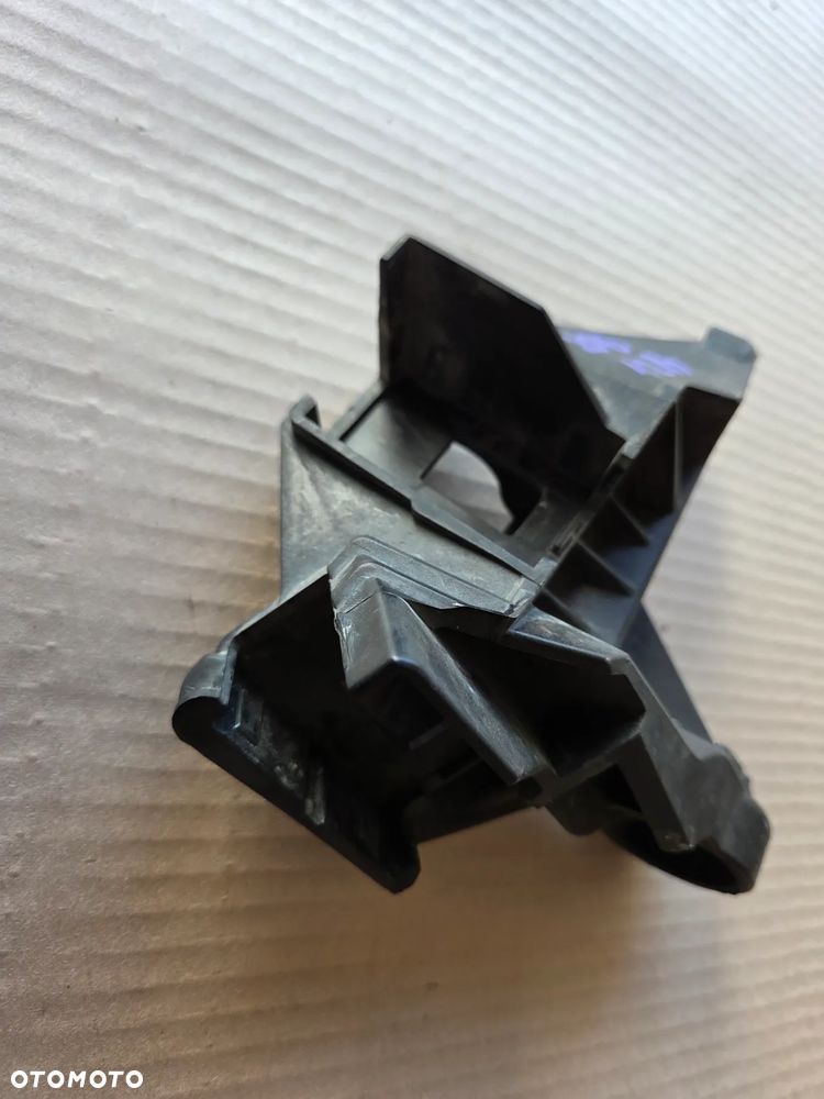 Mocowanie linek zmiany biegów Peugeot 208 1.2 B - 3