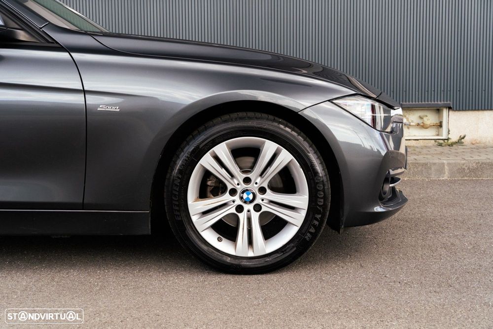 BMW 318 d Line Sport Auto - 45