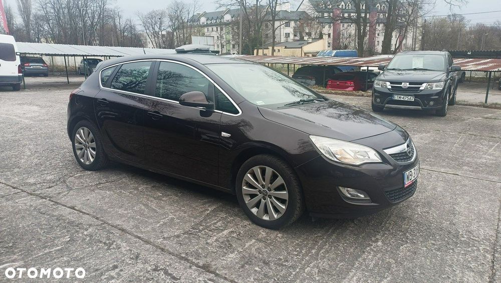 Opel Astra 1.4 T Executive - 2