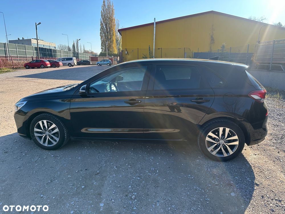 Hyundai i30 1.4 T-GDI DCT Premium - 17
