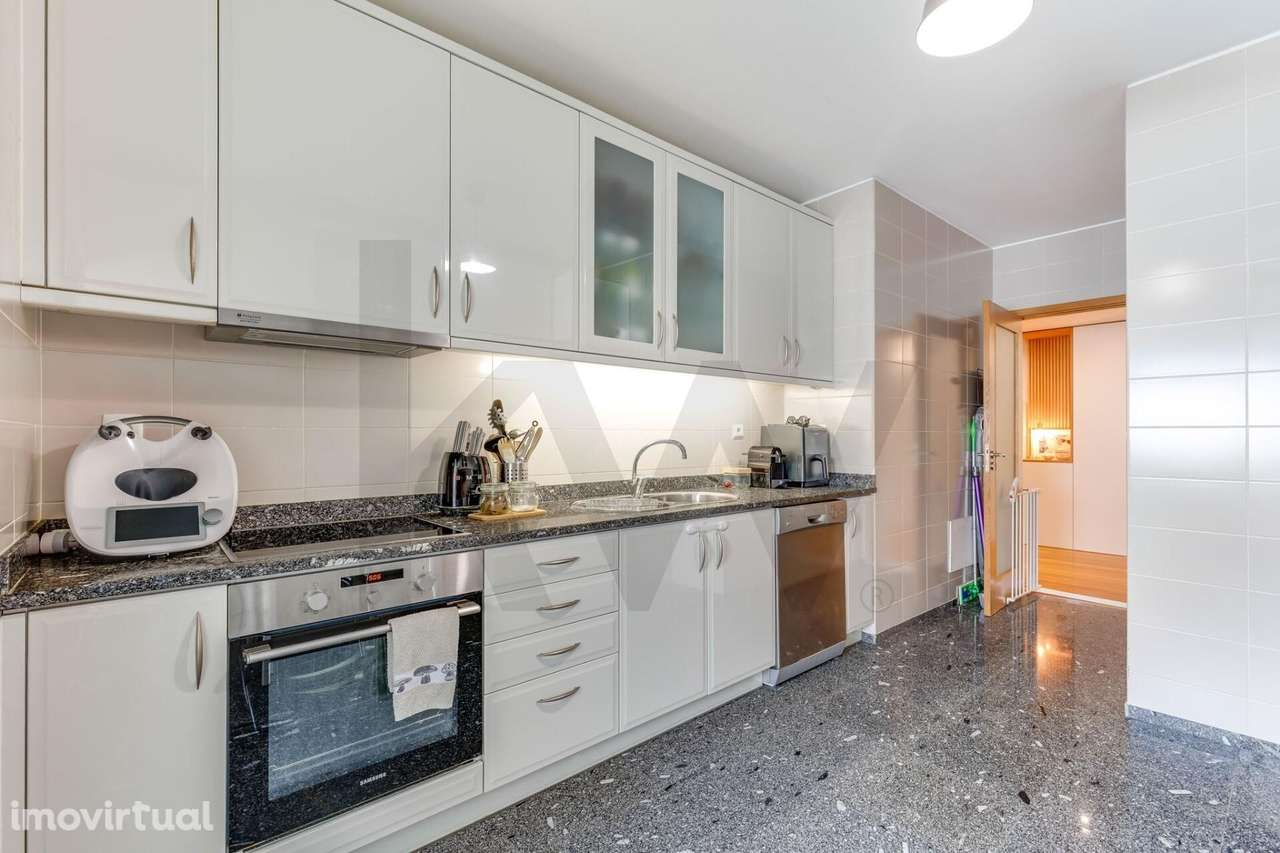 Apartamento T3 com 3 WC, Renovado em Moreira da Maia! - Grande imagem: 3/42