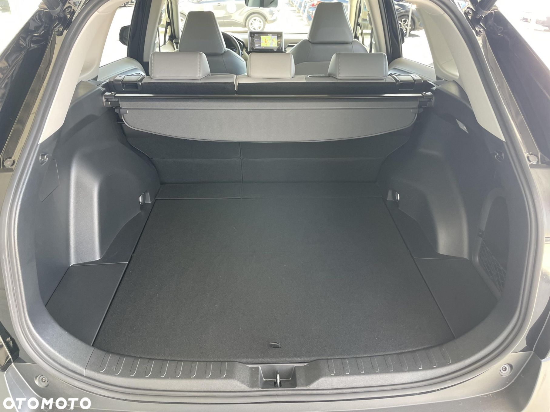 Toyota RAV4 - 13