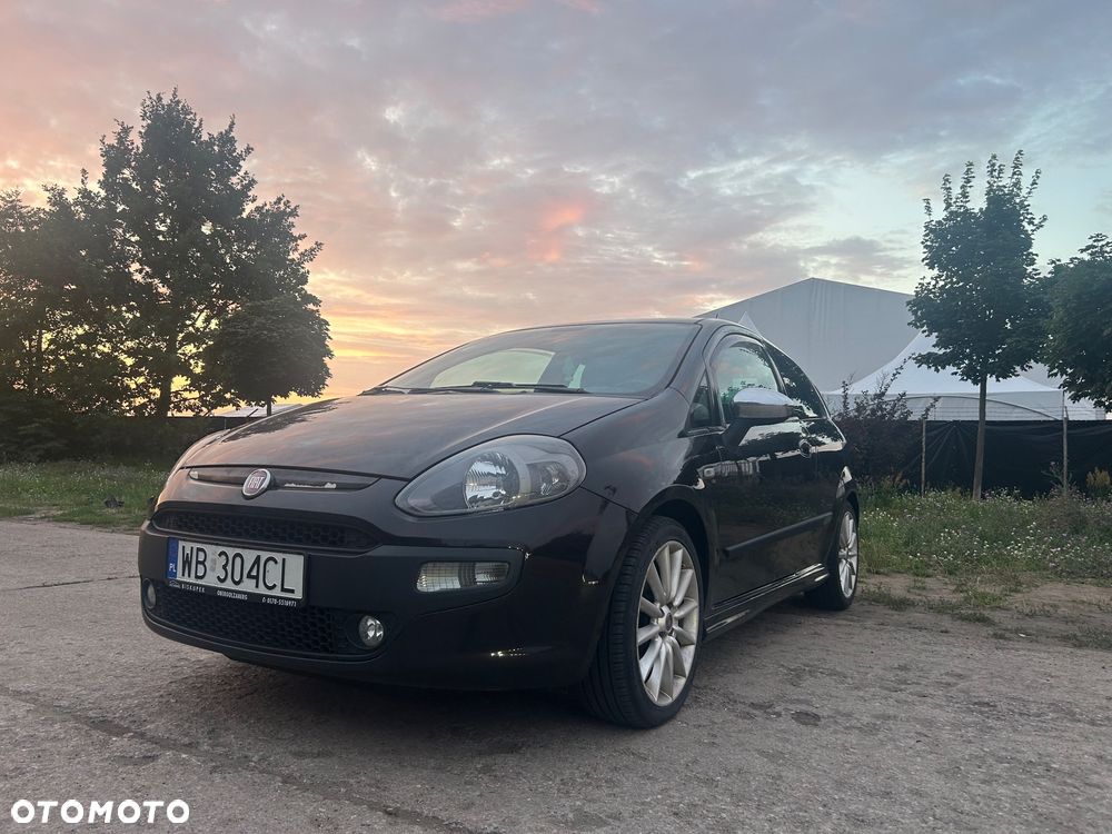 Fiat Punto 1.4 16V Dynamic - 1