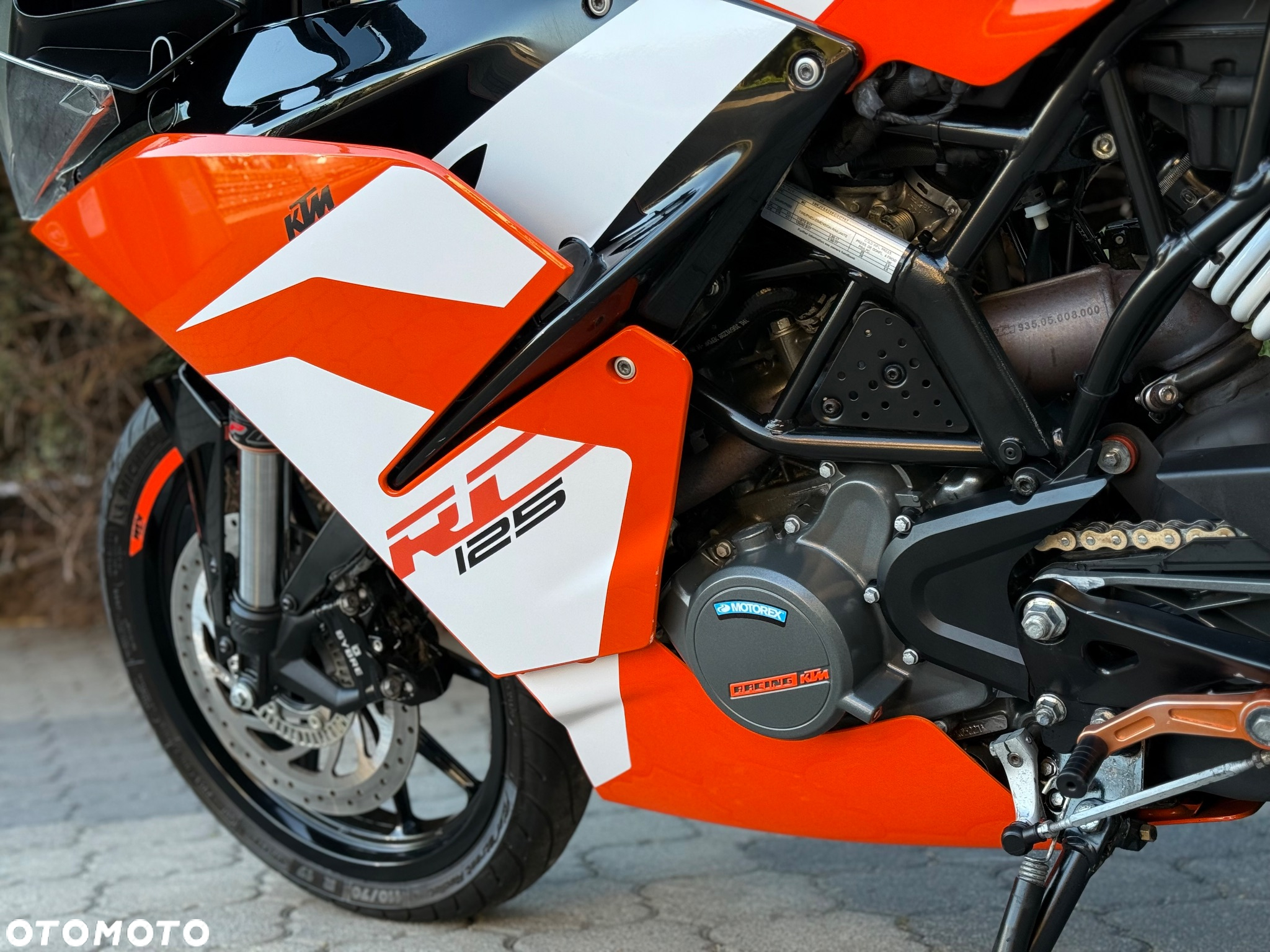 KTM RC 125 - 35