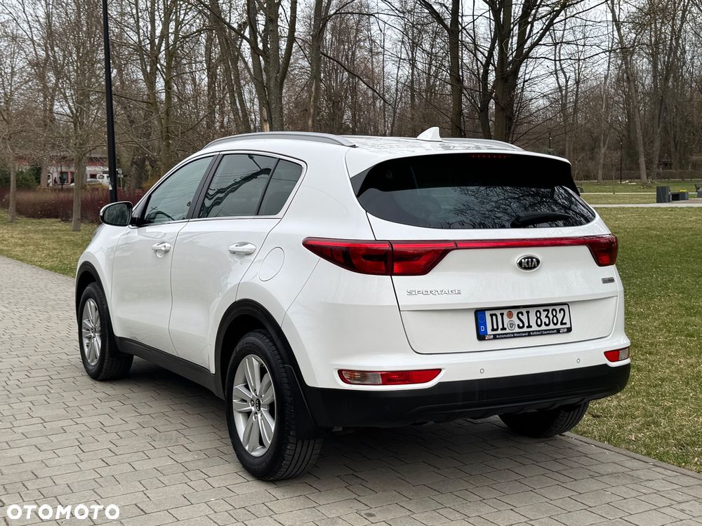 Kia Sportage 1.6 GDI 2WD DREAM-TEAM EDITION - 17