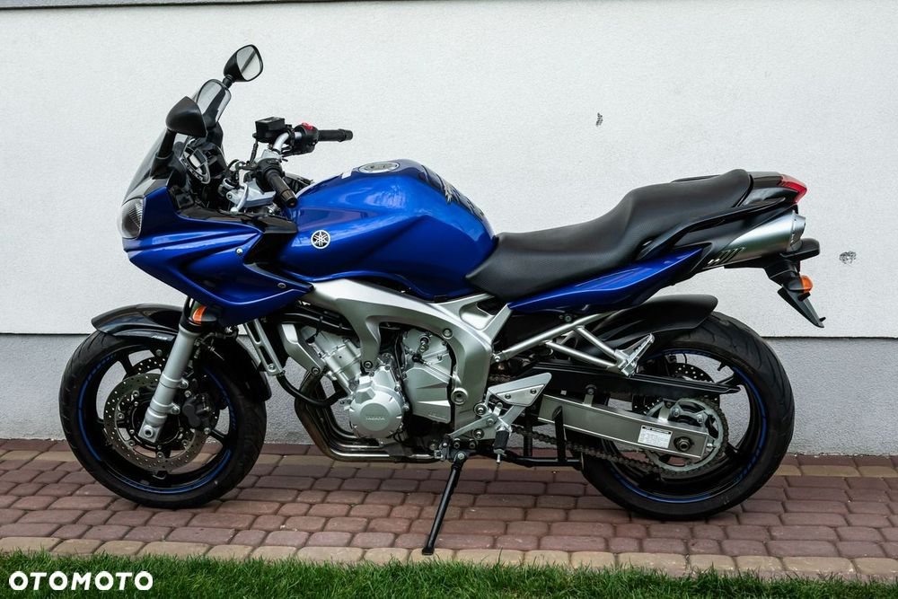 Yamaha FZ - 6
