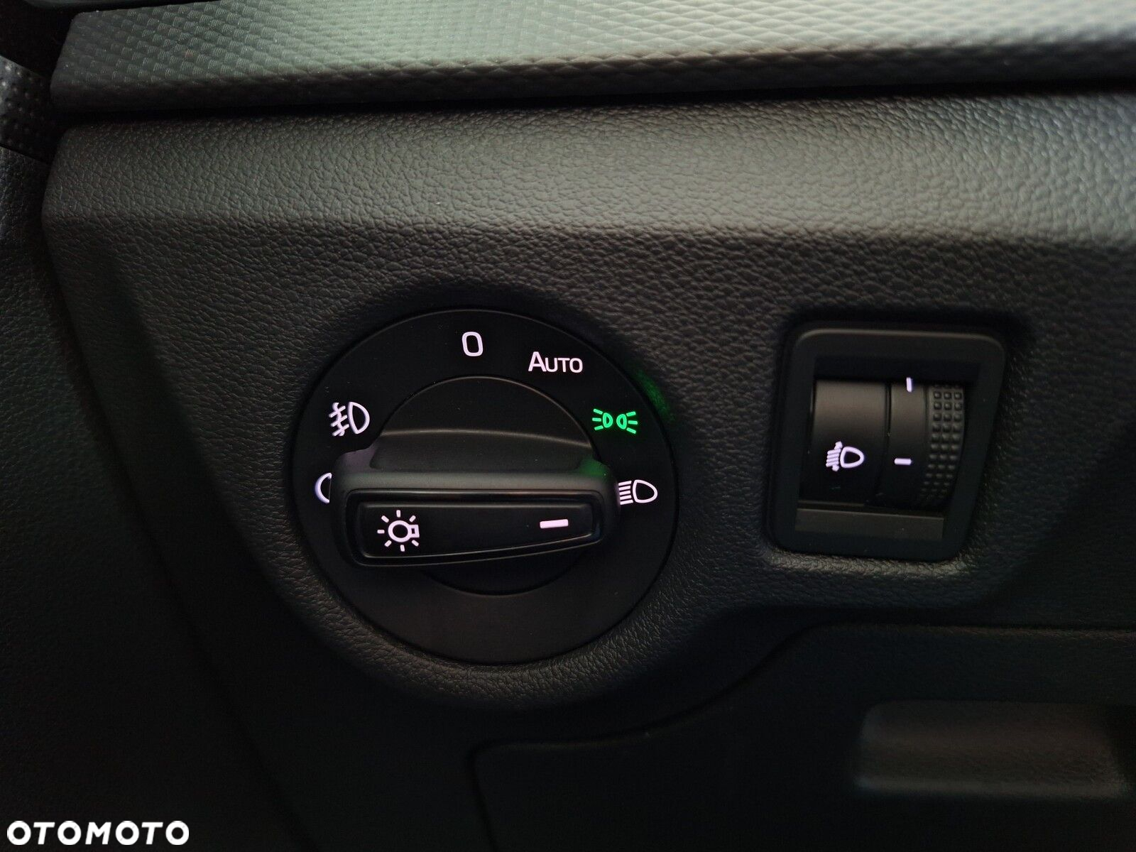 Skoda Scala 1.5 TSI Ambition - 34