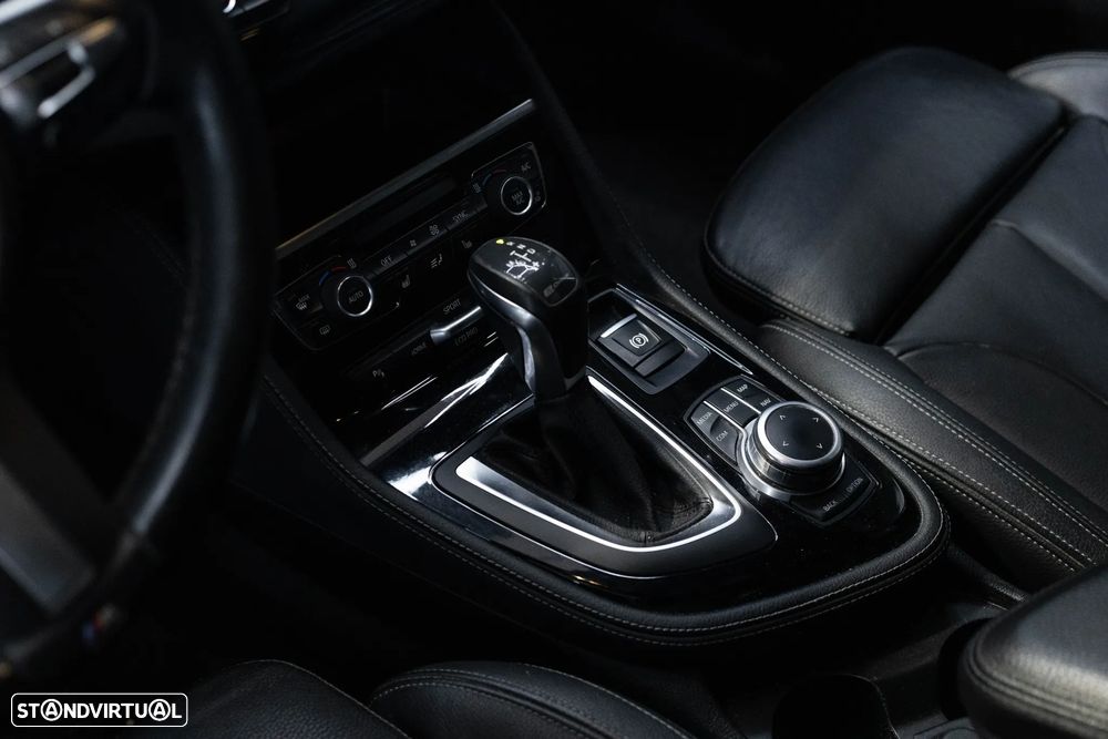 BMW 225xe Active Tourer iPerformance M Sport - 8