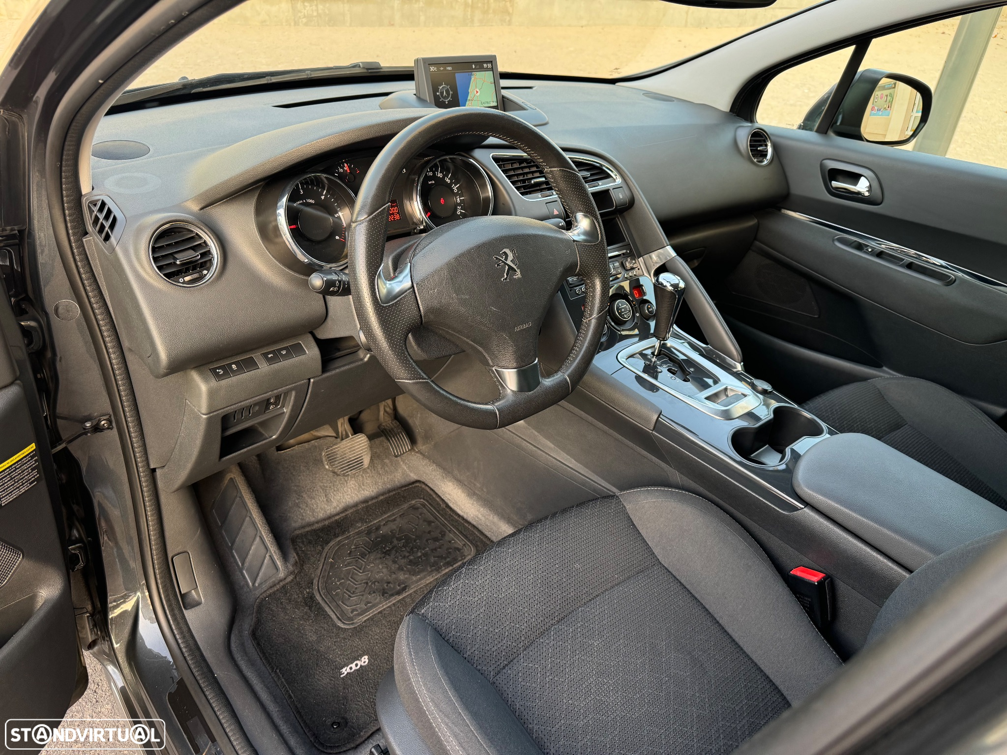 Peugeot 3008 - 11