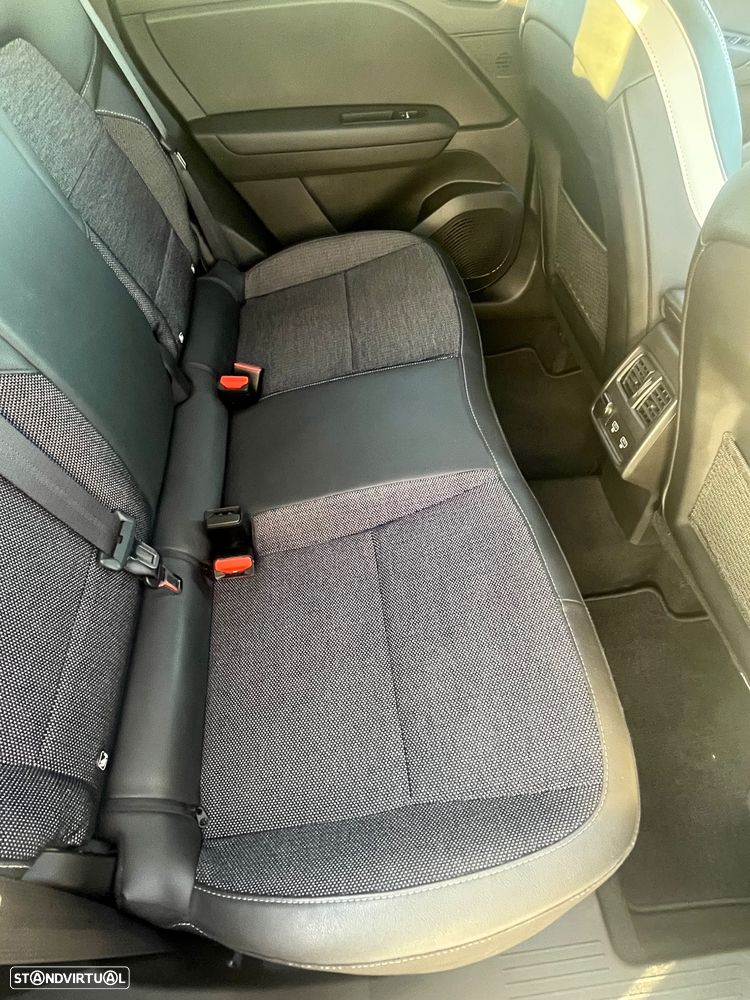 Renault Captur 1.6 E-Tech Full Hybrid Techno - 8