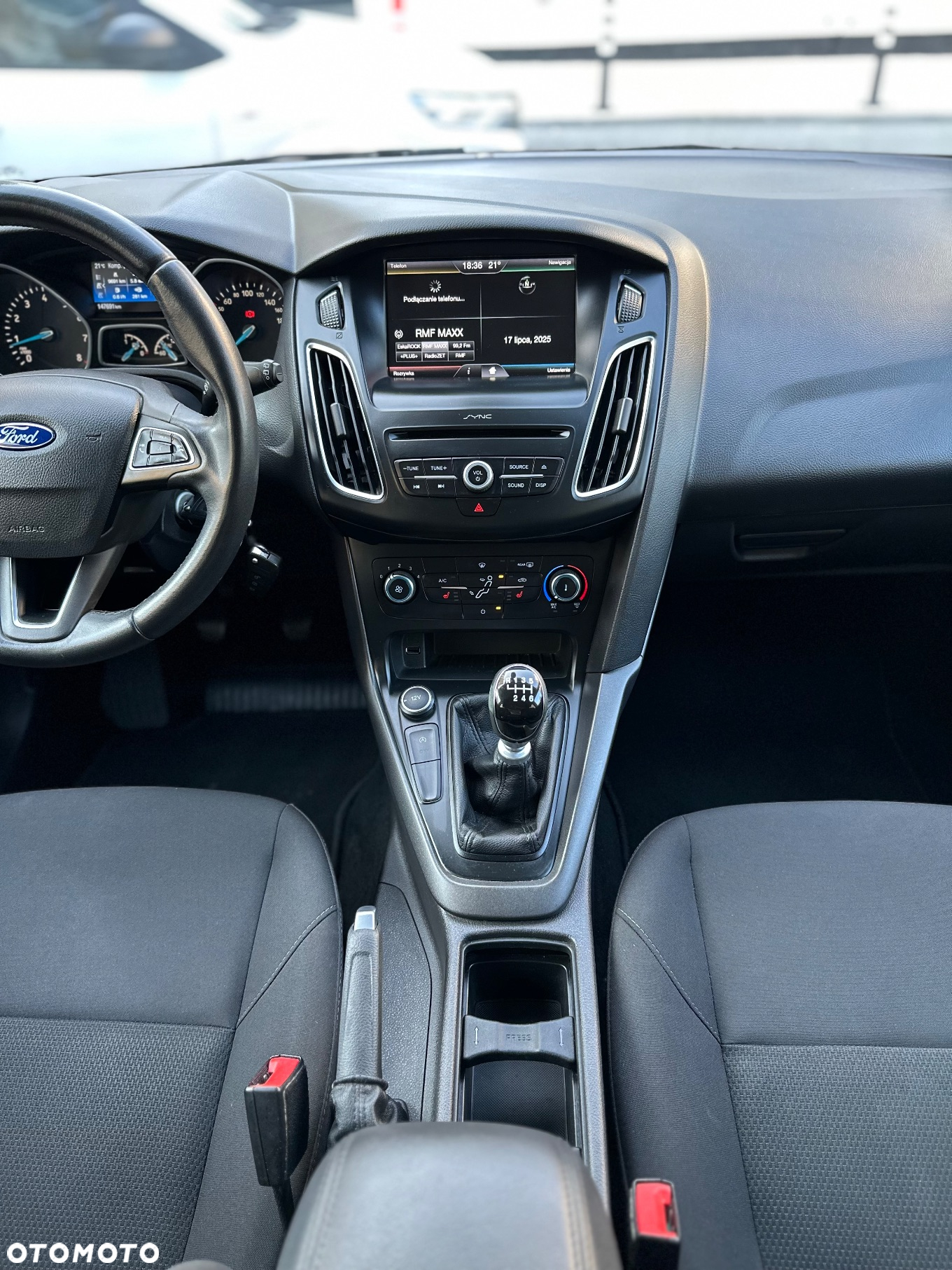 Ford Focus 1.0 EcoBoost Trend - 17