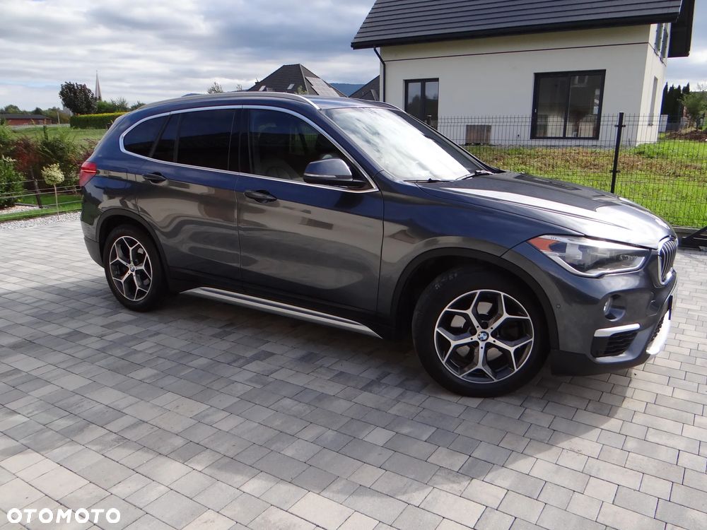 BMW X1 - 1