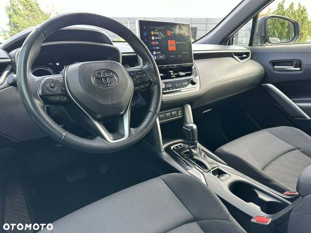 Toyota Corolla Cross - 23