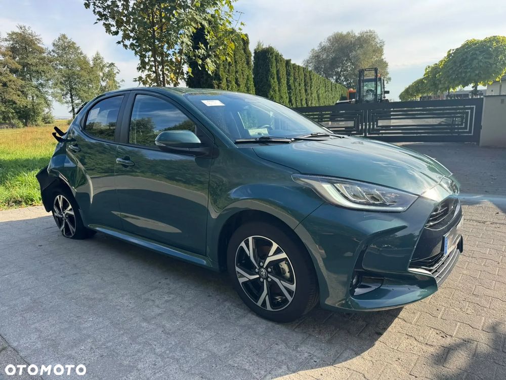 Toyota Yaris - 10