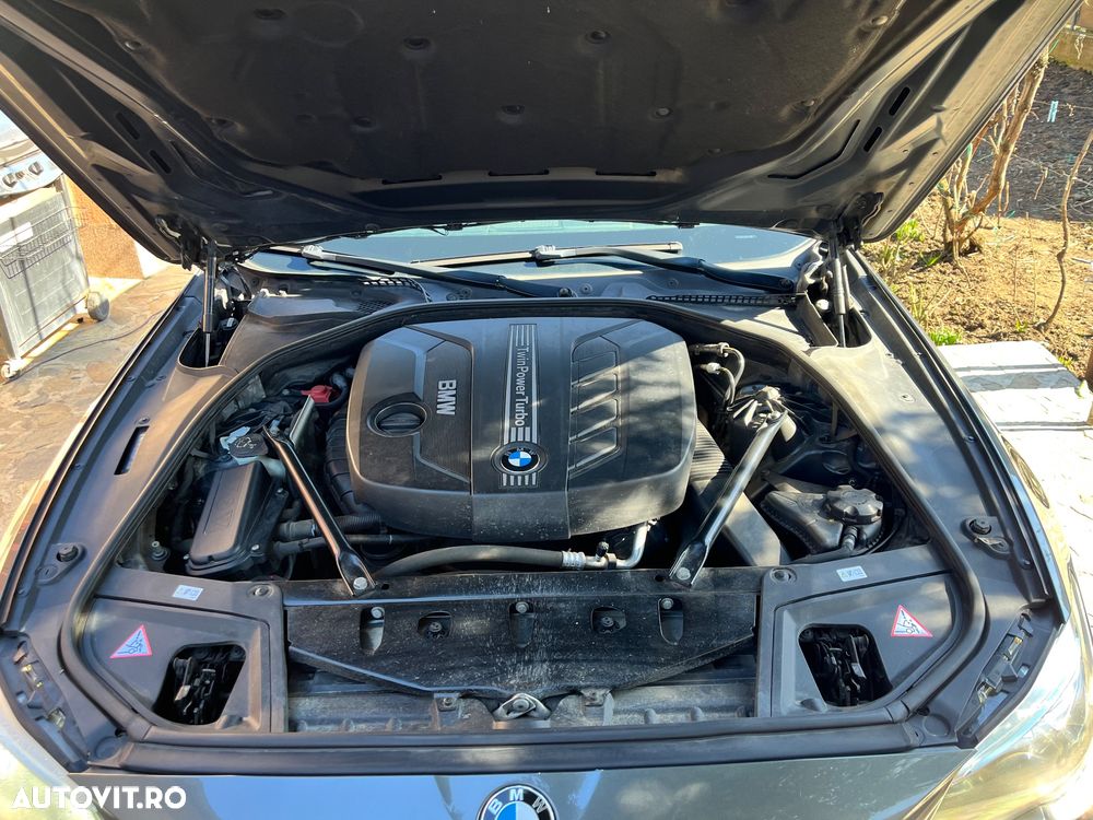 BMW Seria 5 518d Aut. - 10