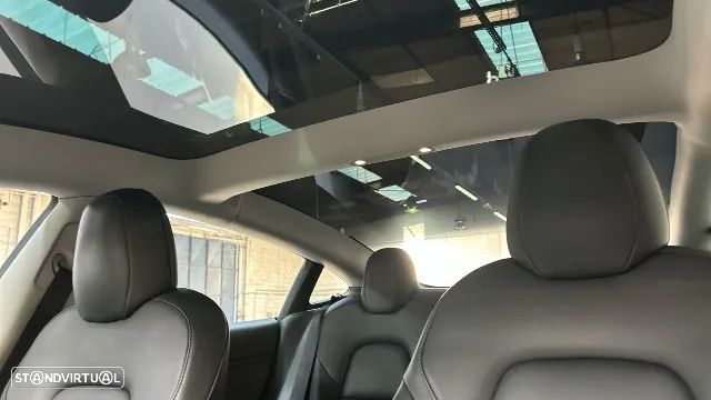 Tesla Model 3 Standard Range Plus RWD - 12