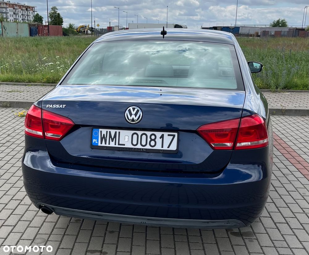 Volkswagen Passat - 6